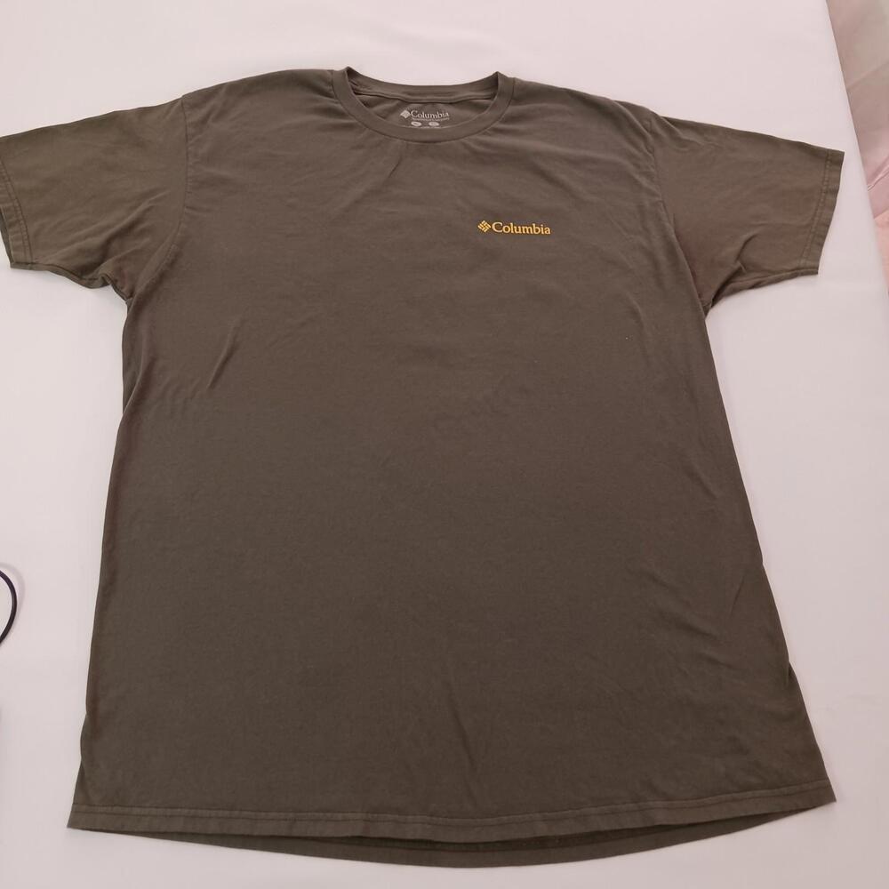 Columbia Men's Green Cotton Regular fit Short Sleeve Graphic T-Shirt Size XL